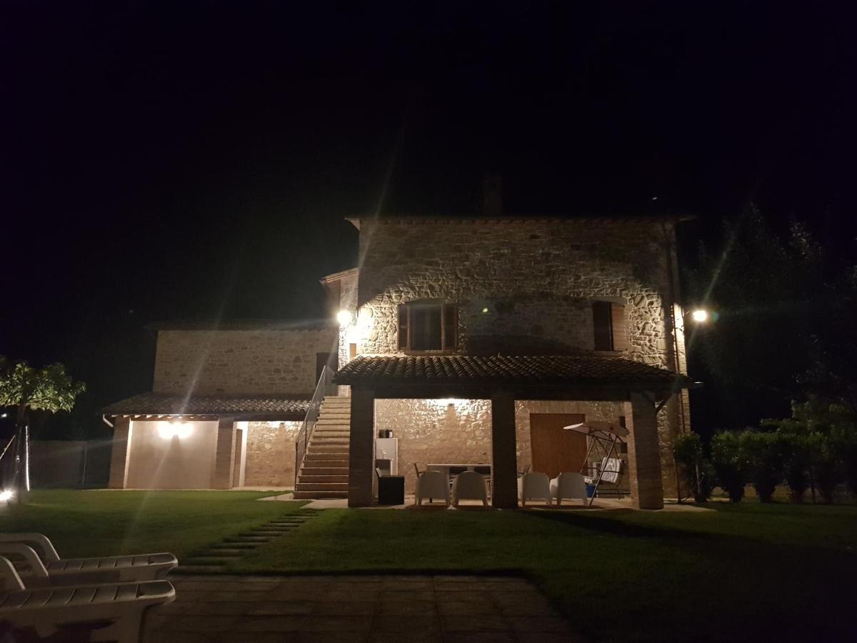 Agriturismo Villa Al Piano Todi Luaran gambar
