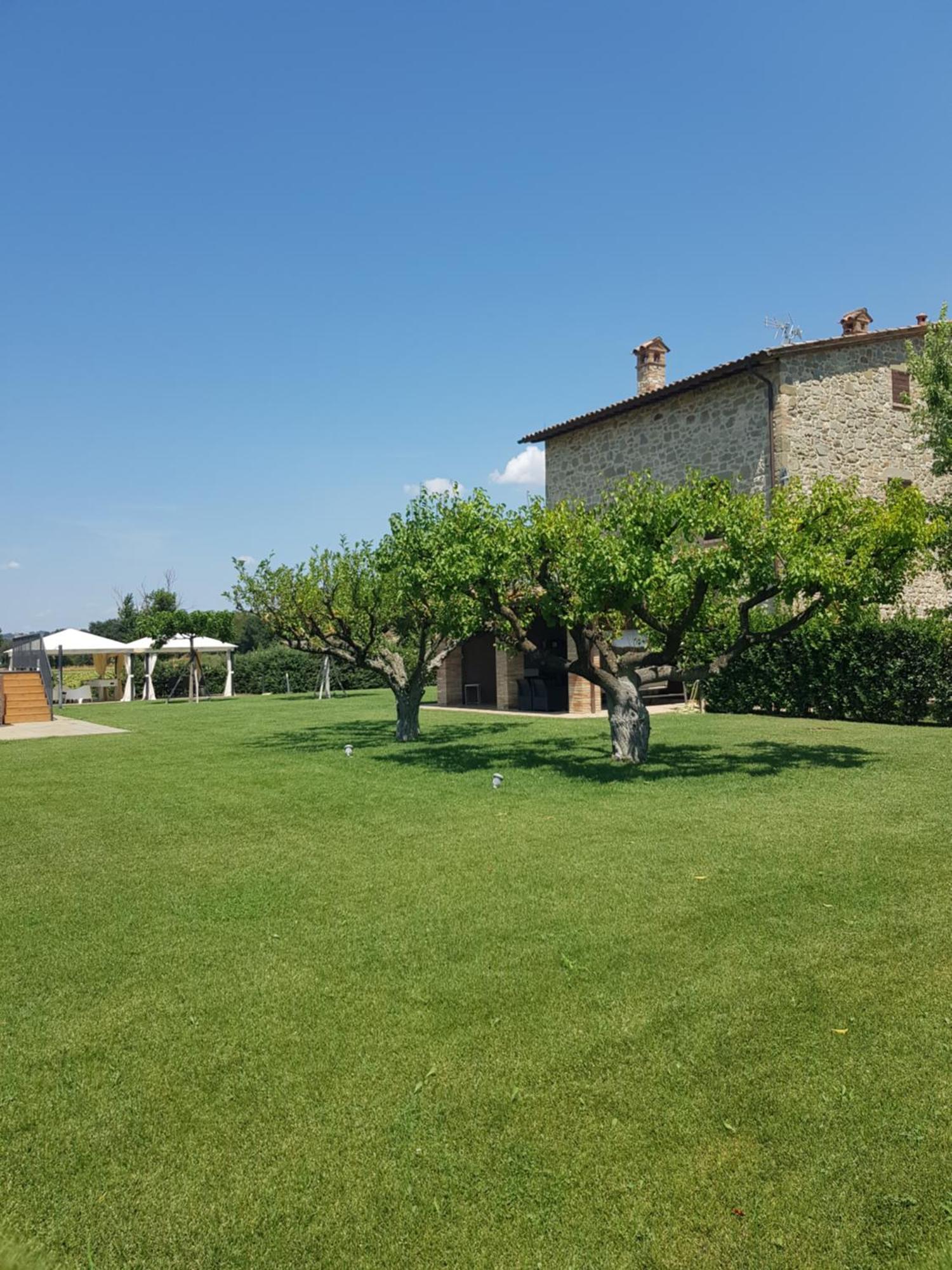 Agriturismo Villa Al Piano Todi Luaran gambar
