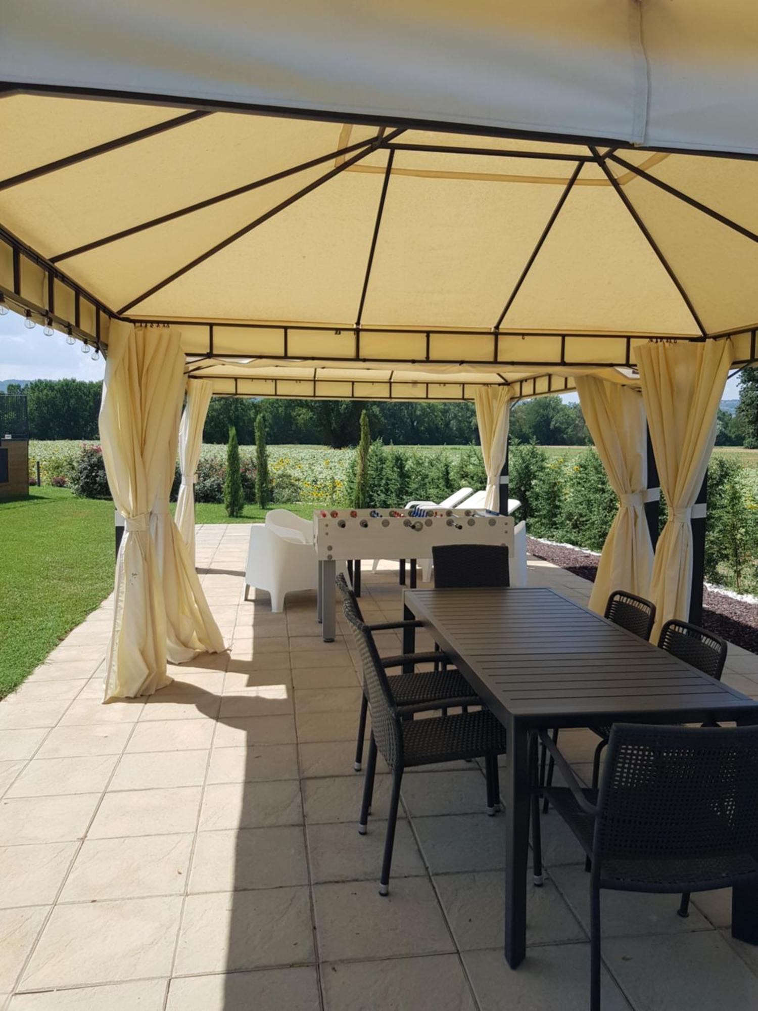 Agriturismo Villa Al Piano Todi Luaran gambar