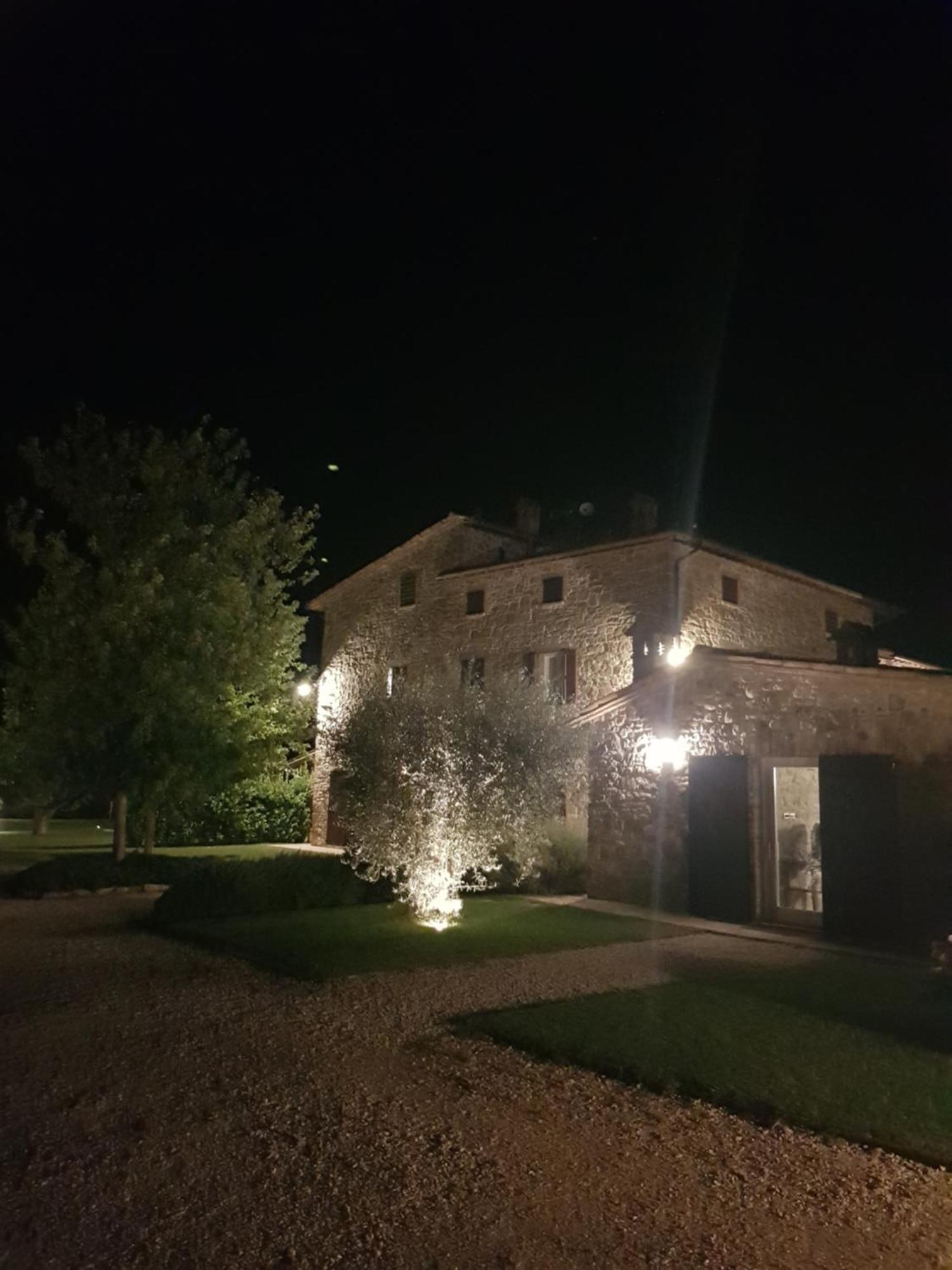 Agriturismo Villa Al Piano Todi Luaran gambar